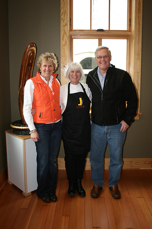 Jansen Art Center opens in Lynden